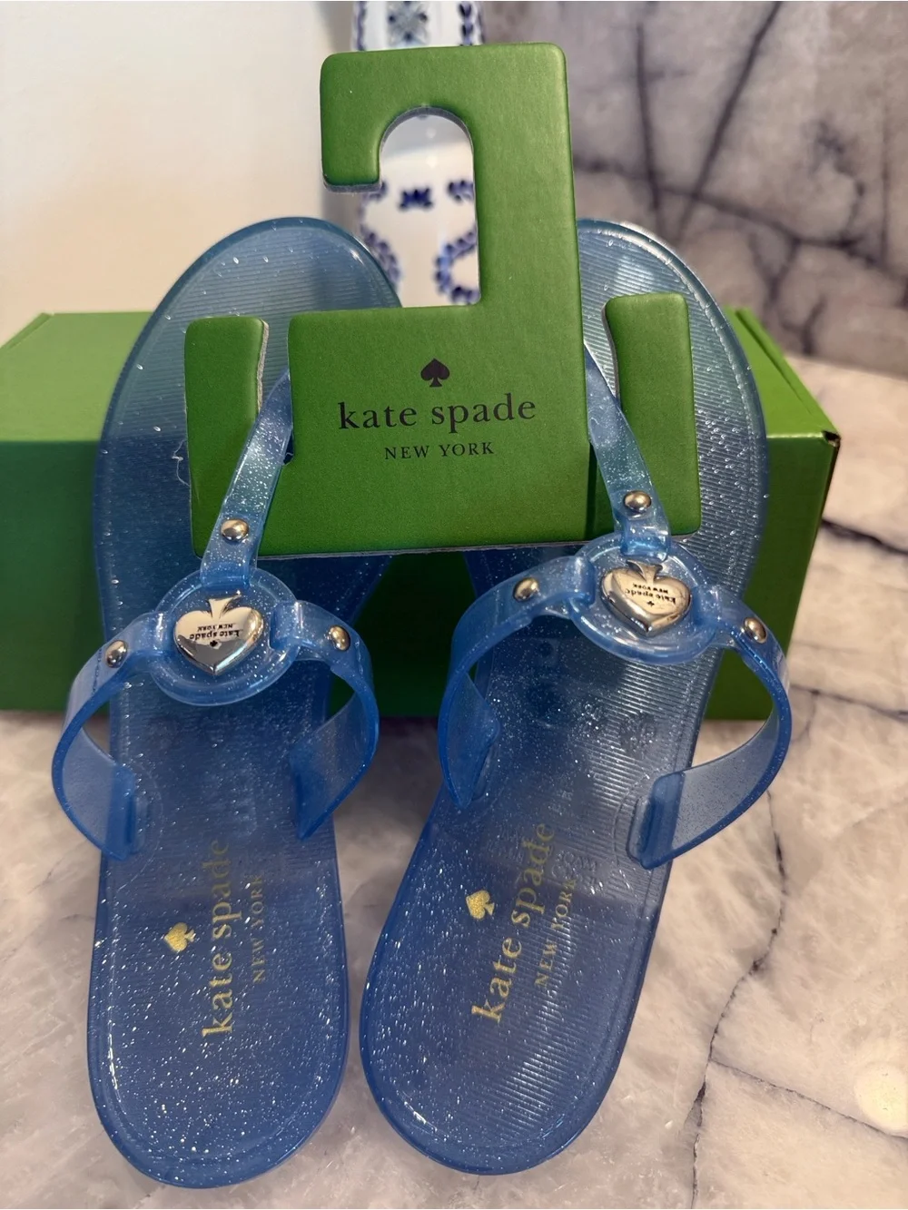 kate spade Kendall jelly t-strap  Light Blue Sandals with Heart Charm NWT size 8